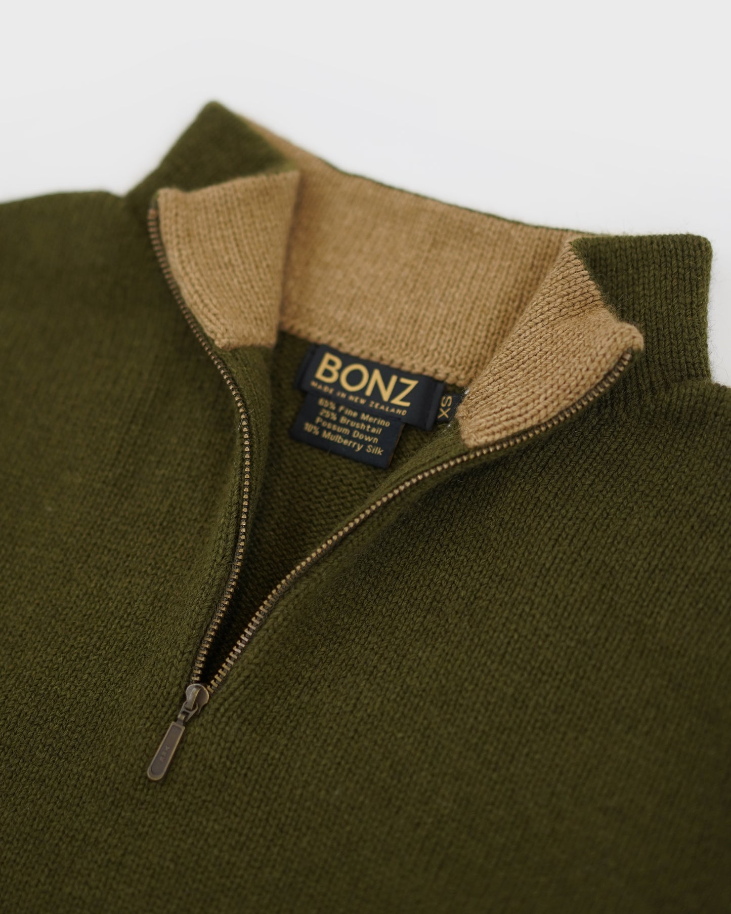 CAPLES ¾ ZIP