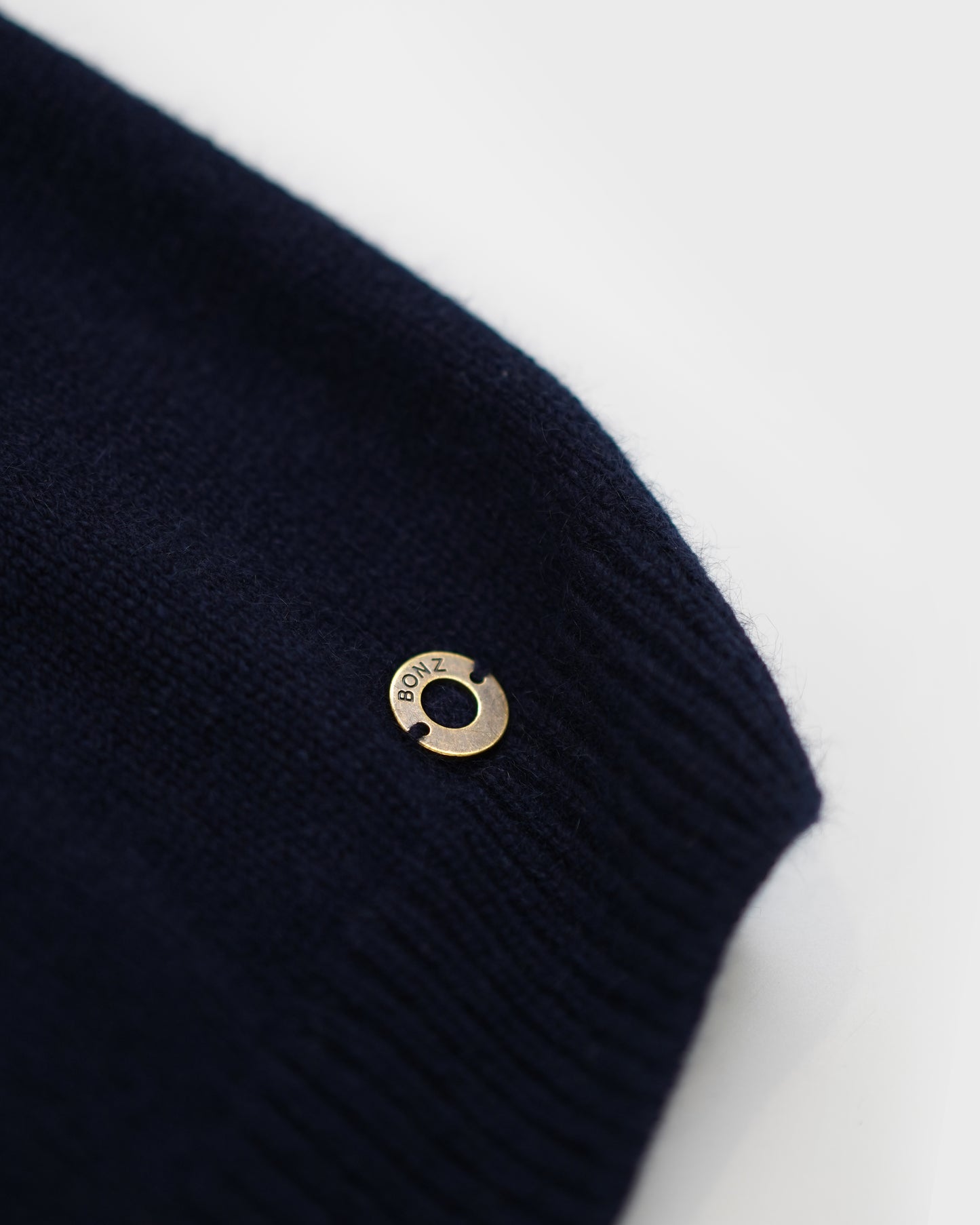CAPLES ¾ ZIP